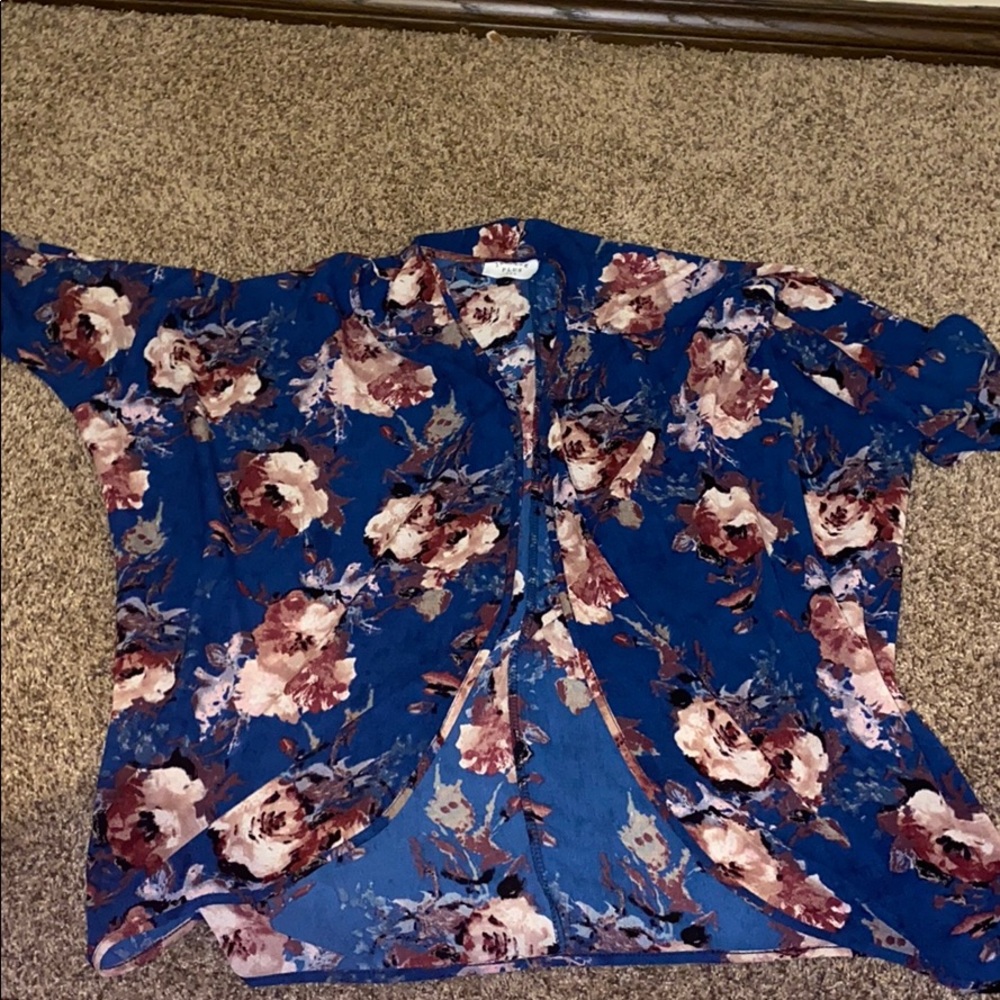 Floral patterned kamono